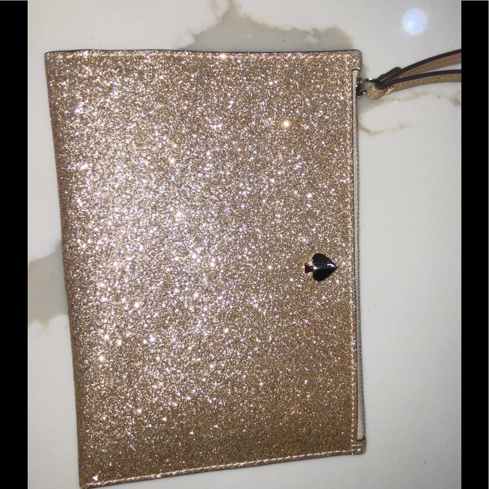 Kate spade wristlet bag